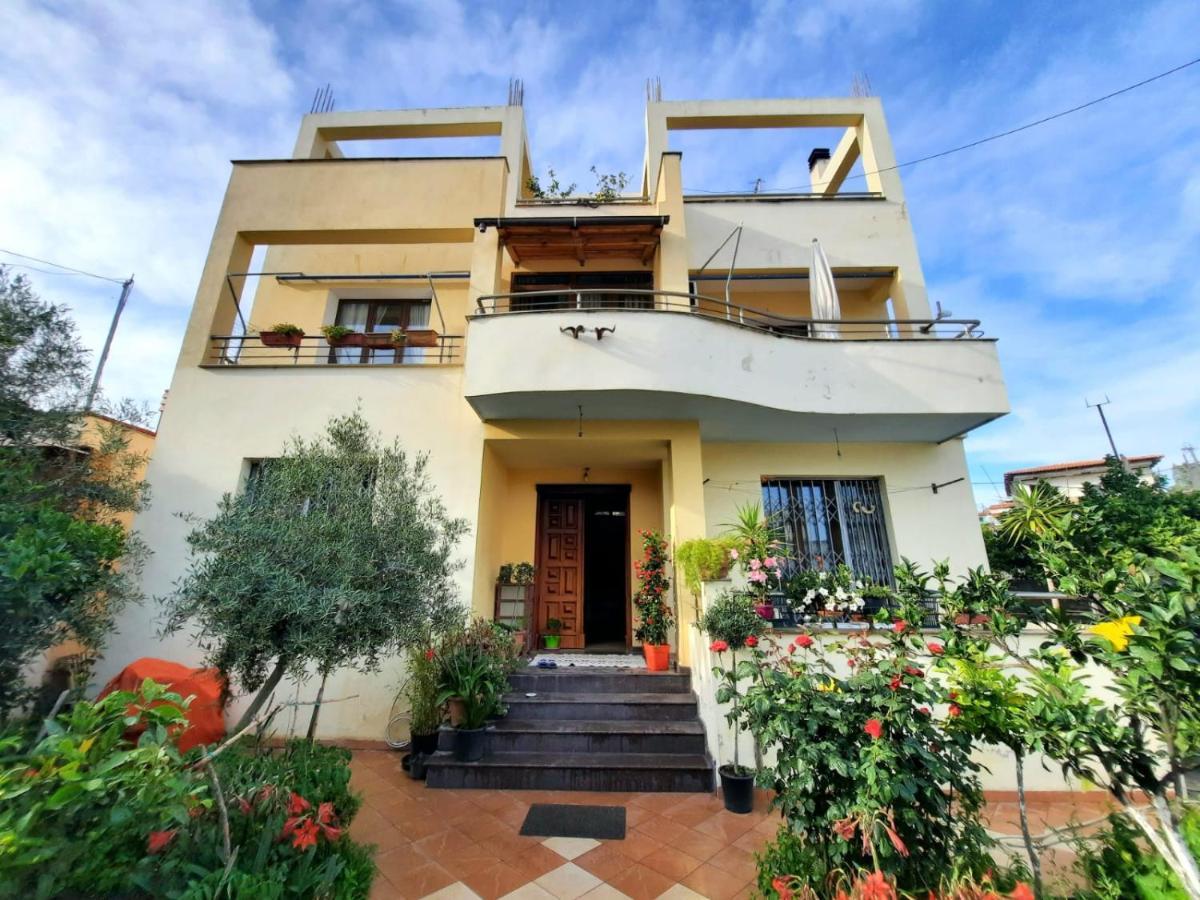 Guest Room Near Historical Center Vlore Bagian luar foto